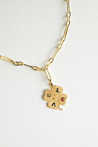 LUCKY LOVE necklace