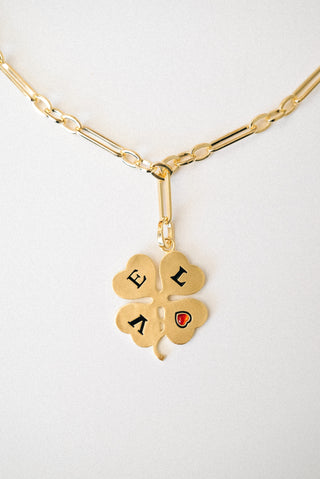 LUCKY LOVE necklace